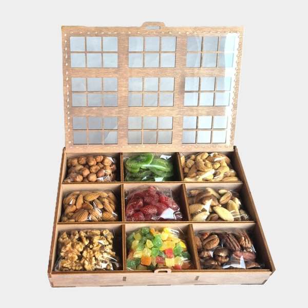 Что подарить воспитателю на Новый год: 10 неизбитых идей